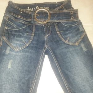 NWOT Wallflower flared distressed jeans w/belt